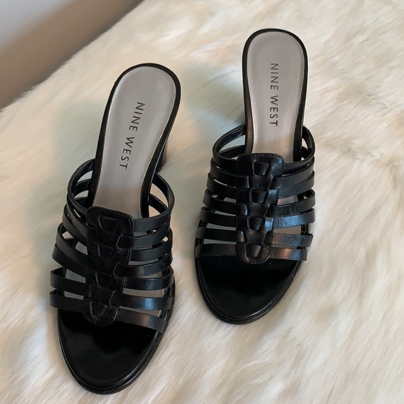 Nine West Black Larkeno strappy block heel sandal - Picture 4 of 8